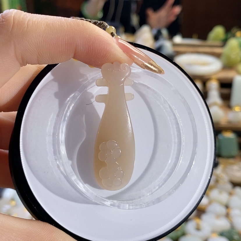 【闪购商品】和田玉吊坠未镶嵌