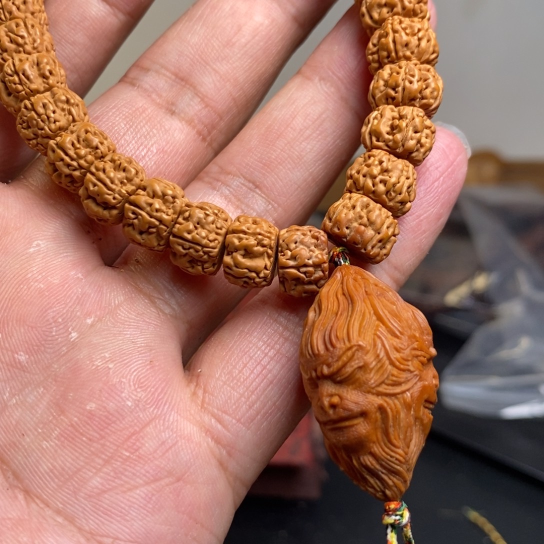 猴头核桃吊坠猴头