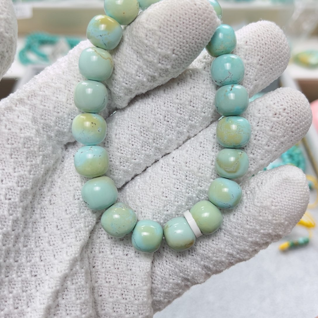 绿松石绿松石未镶嵌