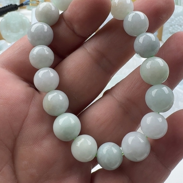 翡翠未镶嵌颈饰天然缅甸A货翡翠