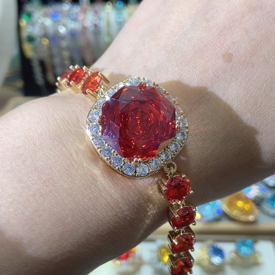 66锆石（处理）手链