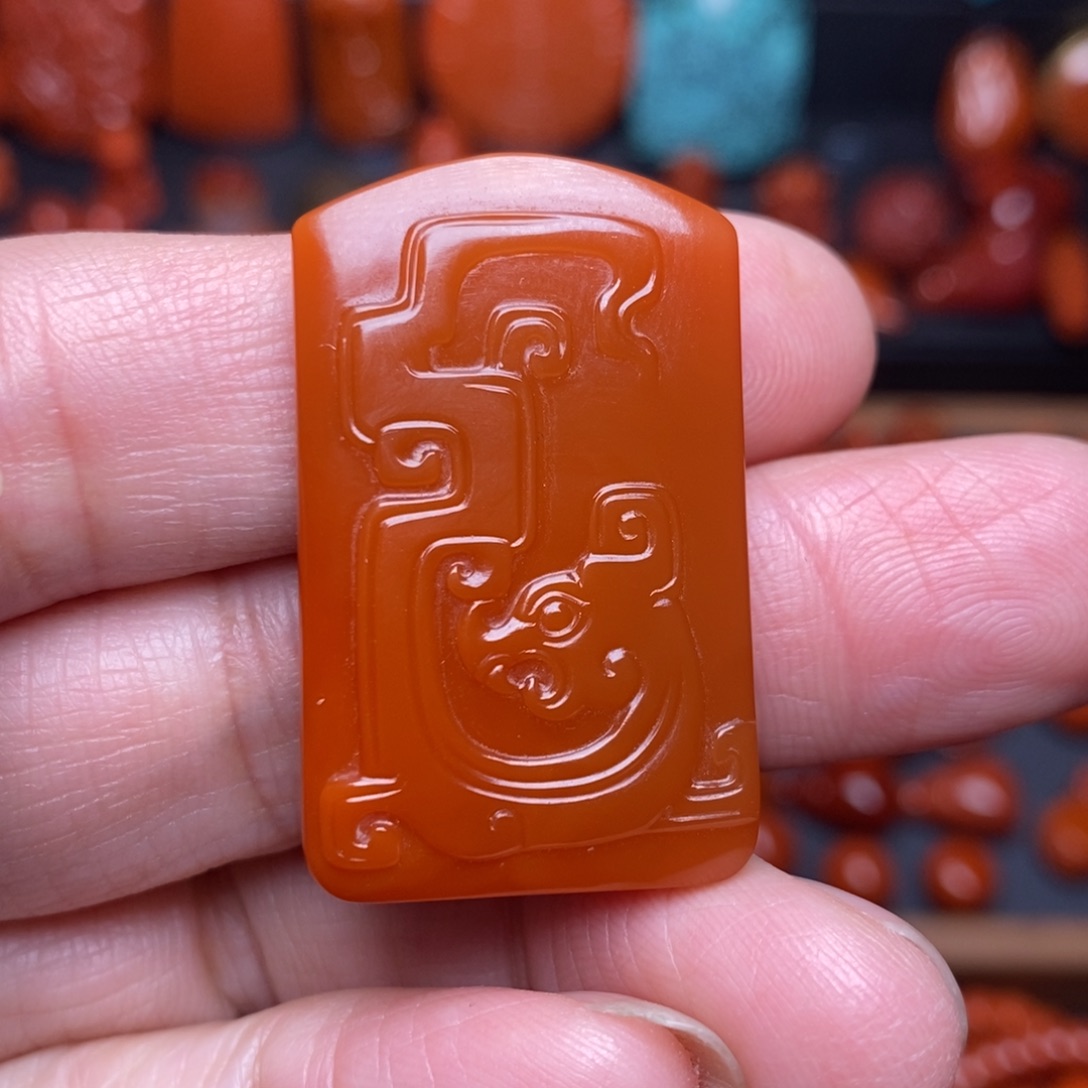 南红玛瑙精工吊坠未镶嵌