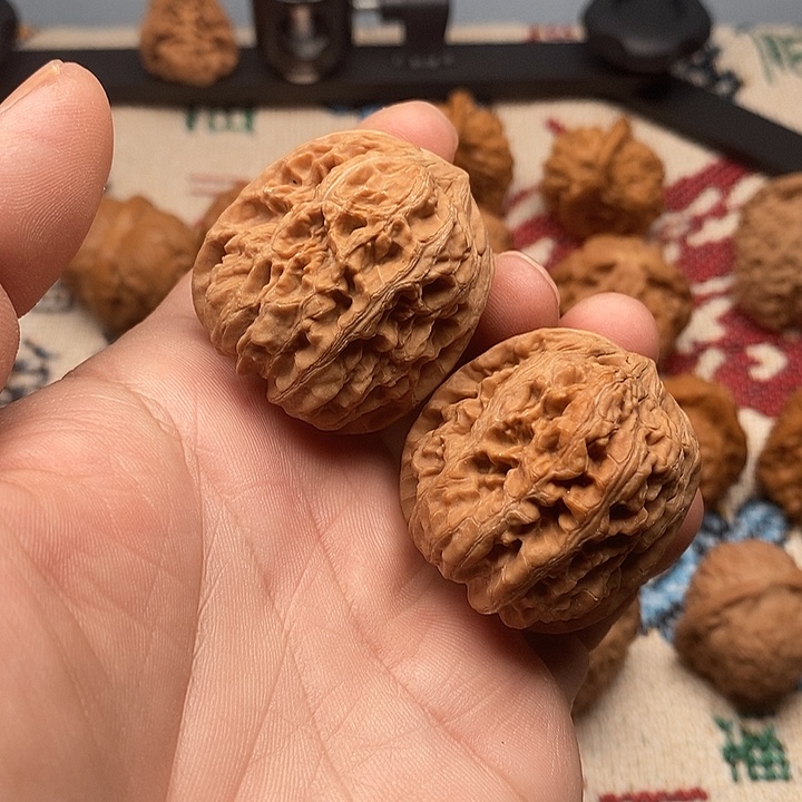 文玩核桃把件将军