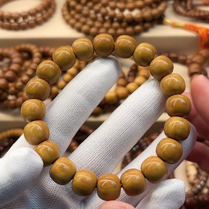 紫金鼠手串?***哈紫金鼠实心