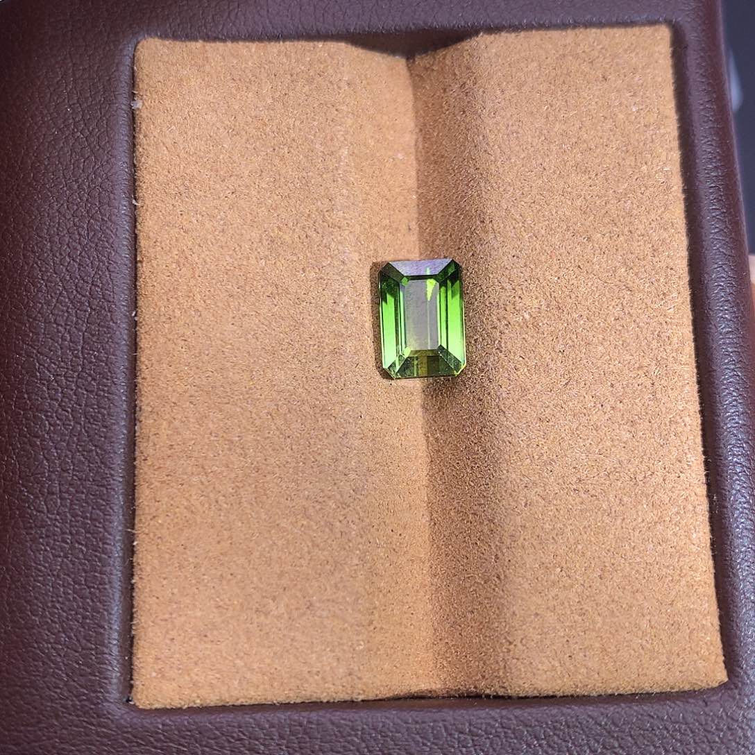 碧玺珠宝奇石未镶嵌2.11ct