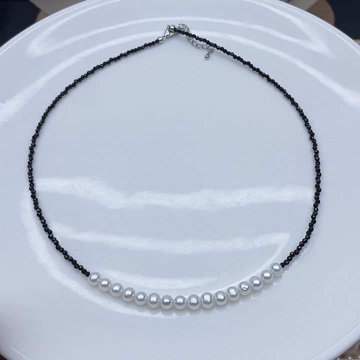 淡水珍珠银S925镶嵌颈饰