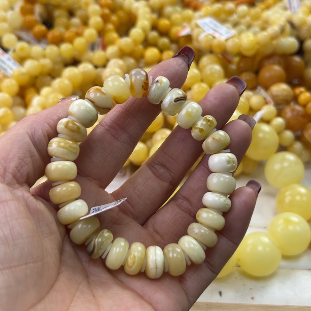 琥珀珠宝奇石未镶嵌