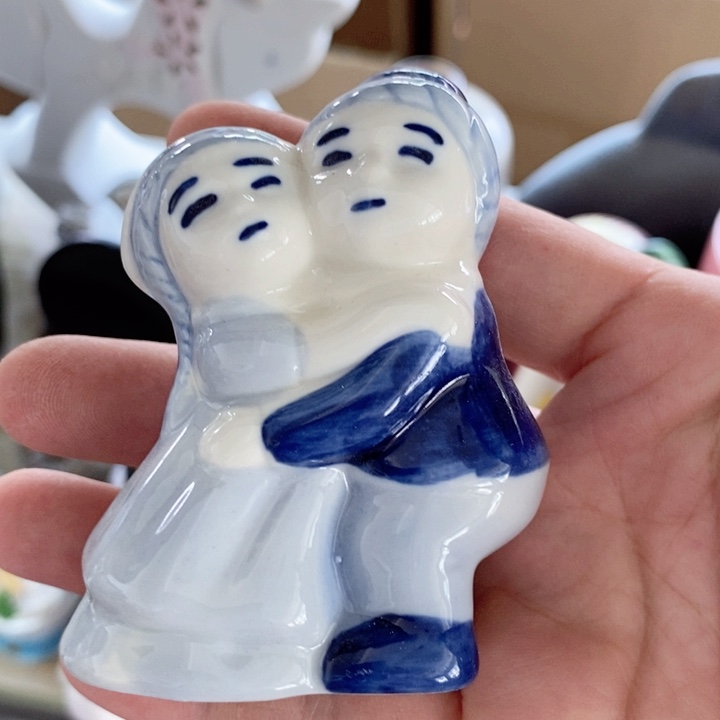 摆件陶瓷树脂材料