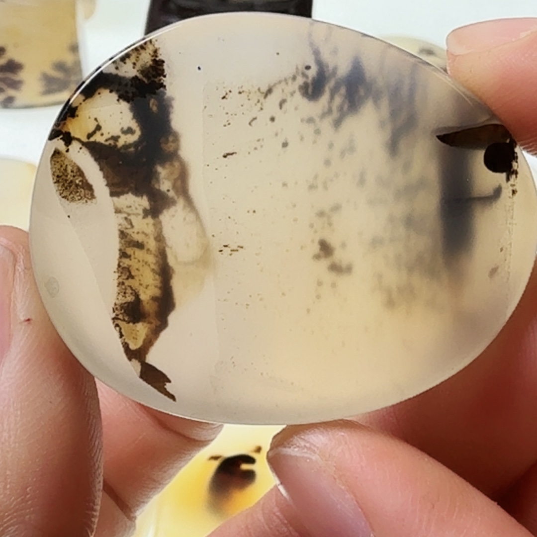 玛瑙/玉髓未镶嵌珠宝半成品