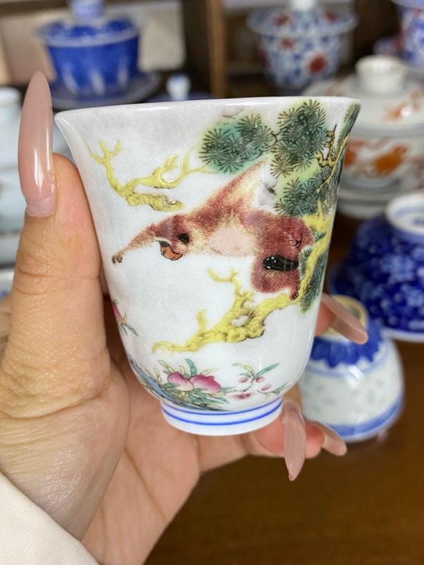 当代 景德镇陶瓷生肖猴主人杯