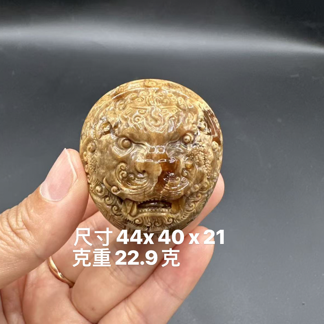 缅甸天然琥珀根蜡溶洞雕刻瑞兽吊坠挂件