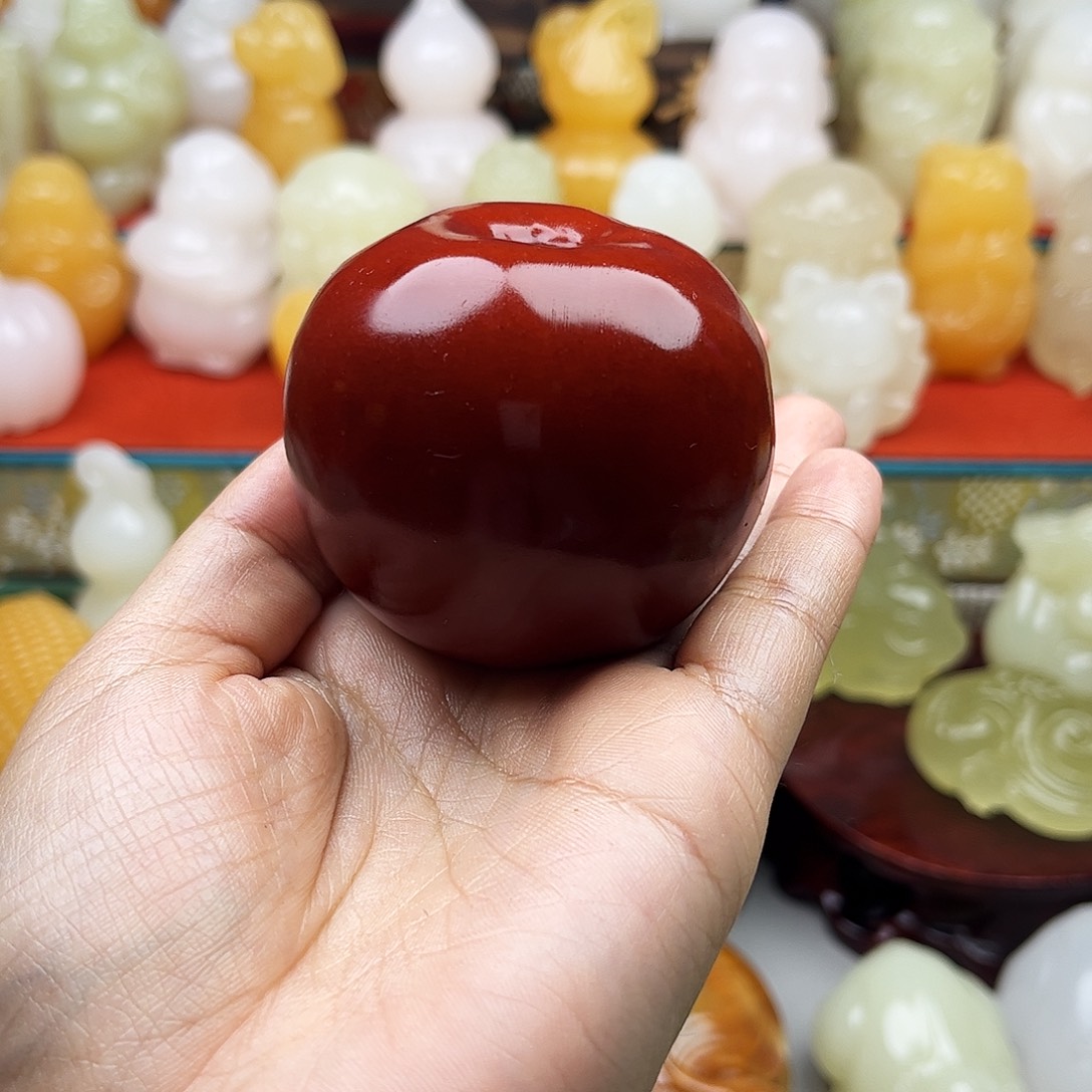 玉***缘石材苹果手把摆件