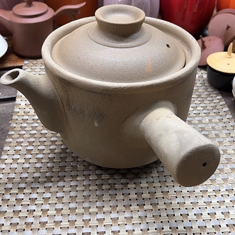 微瑕，明火，口径16，高度12 1.5L