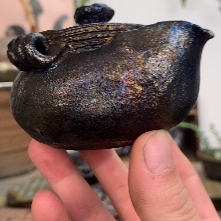 佛***居荥经黑砂馒头窑手抓壶