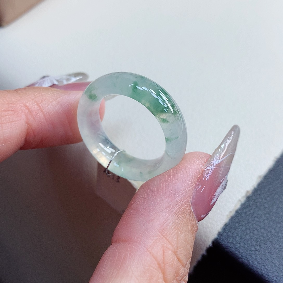 翡翠戒指未镶嵌18号