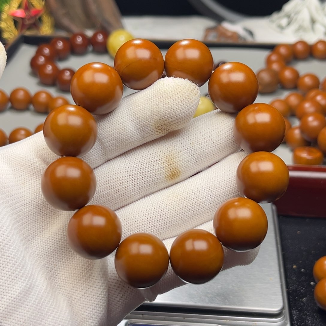 橄榄核手串m****i1.86+树王精品铁核 小孔