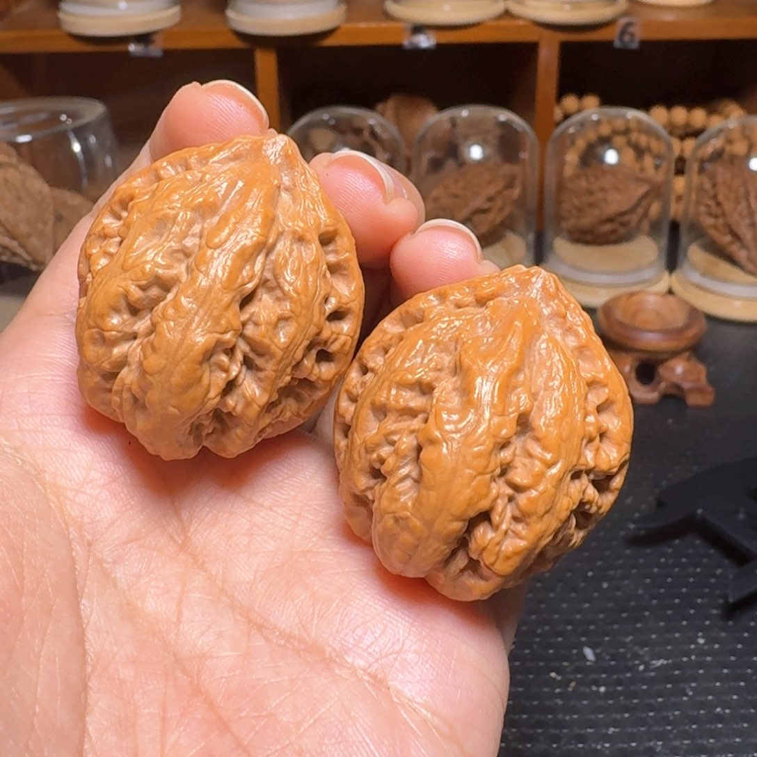 文玩核桃把件霸王龙