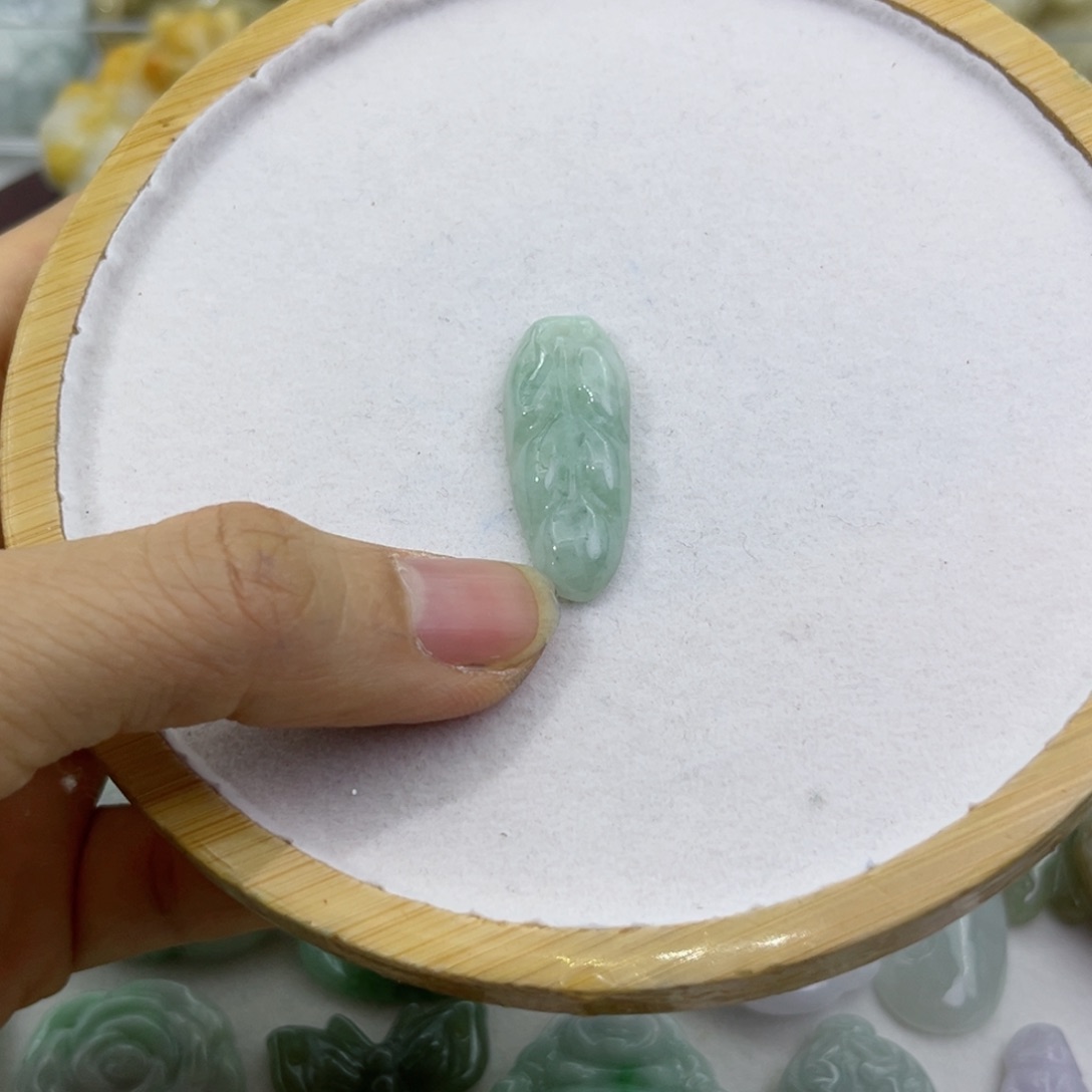 翡翠裸石天然缅甸A货翡翠