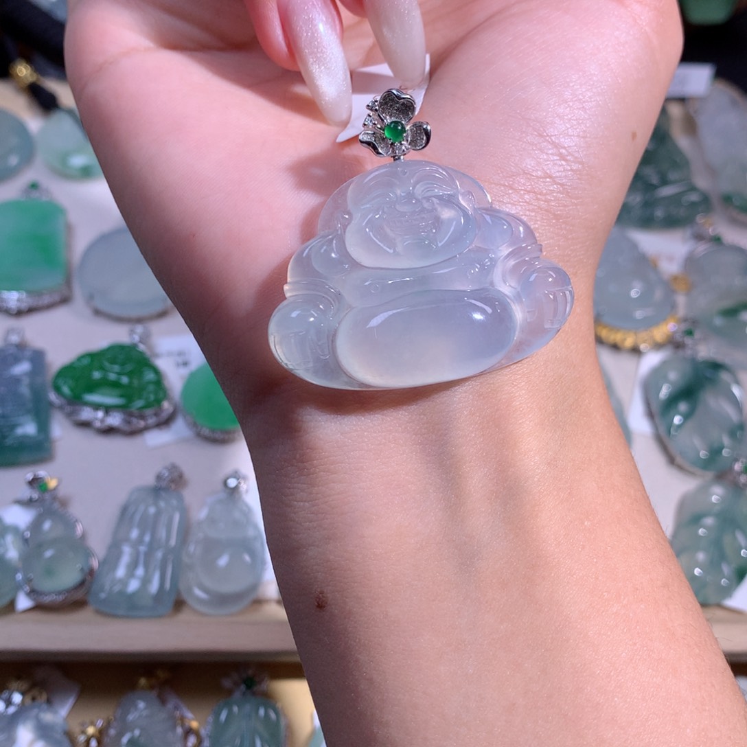 翡翠吊坠(不含链)18K金镶嵌