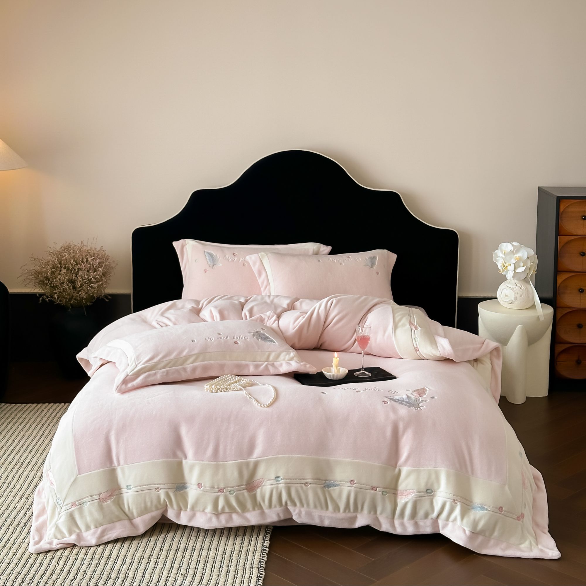 左柚家丨羽境流光  轻奢高档冬季刺绣被套保暖牛奶绒床单四件套