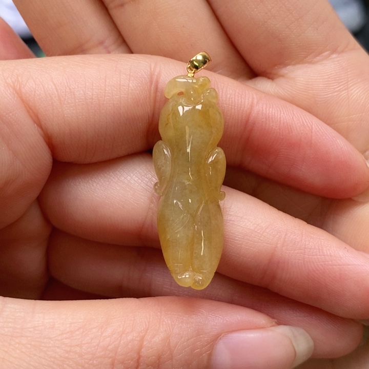 翡翠颈饰未镶嵌吊坠