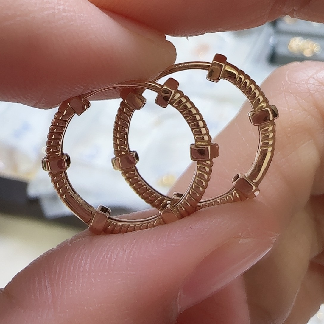 18K金耳饰多样性发货