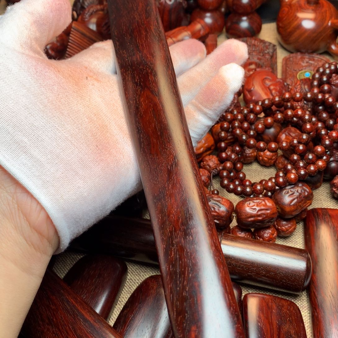 檀香紫檀（小叶紫檀）h*