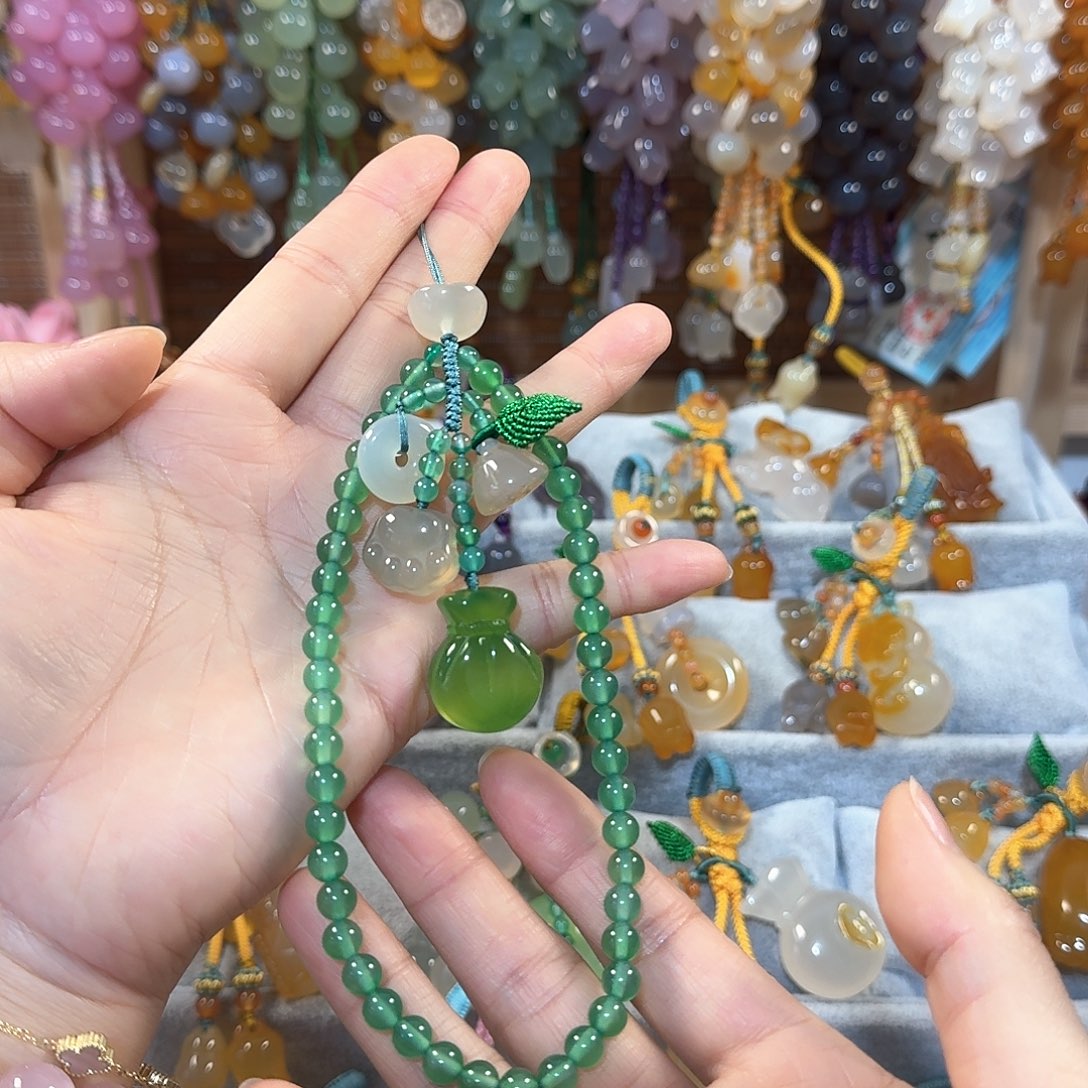 玛瑙/玉髓手机挂件未镶嵌