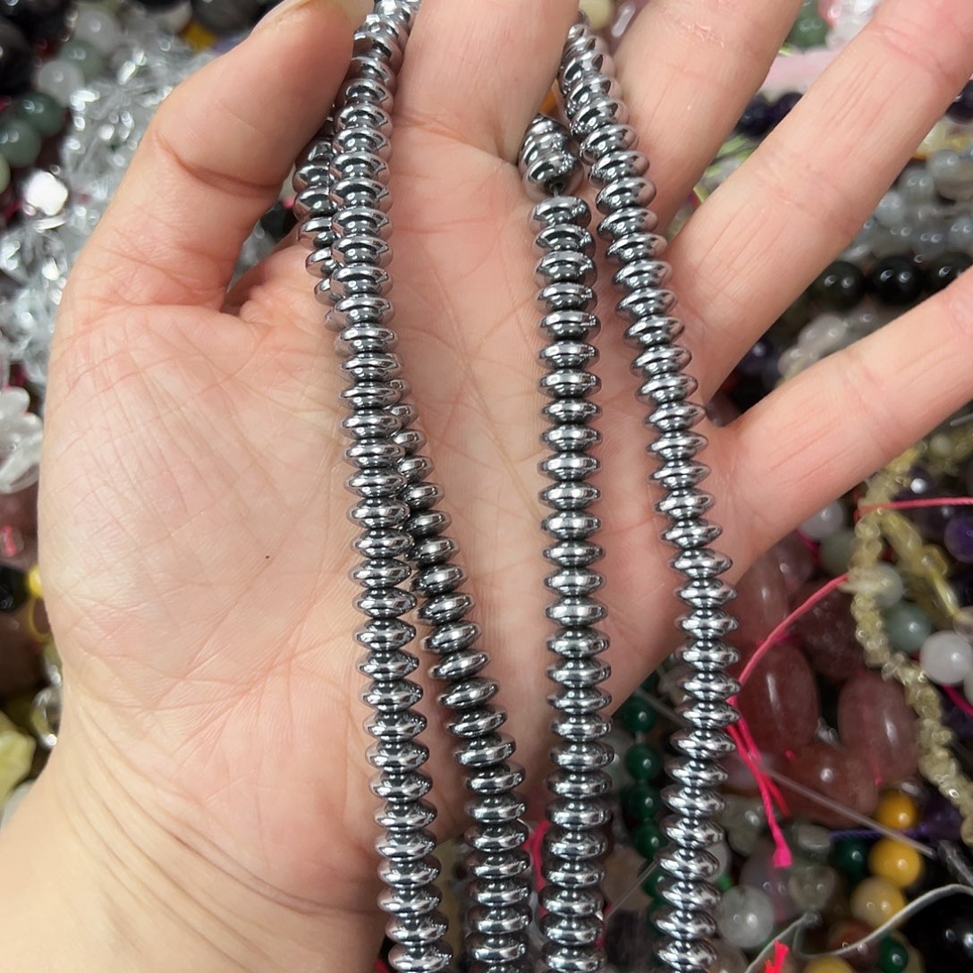 玛瑙/玉髓未镶嵌珠宝半成品，卡8飞碟黑胆石一条（不掉色）