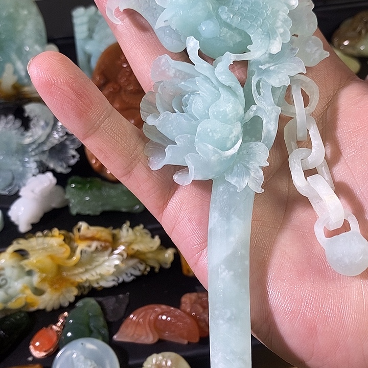 ****爱蛇纹石玉合金颈饰