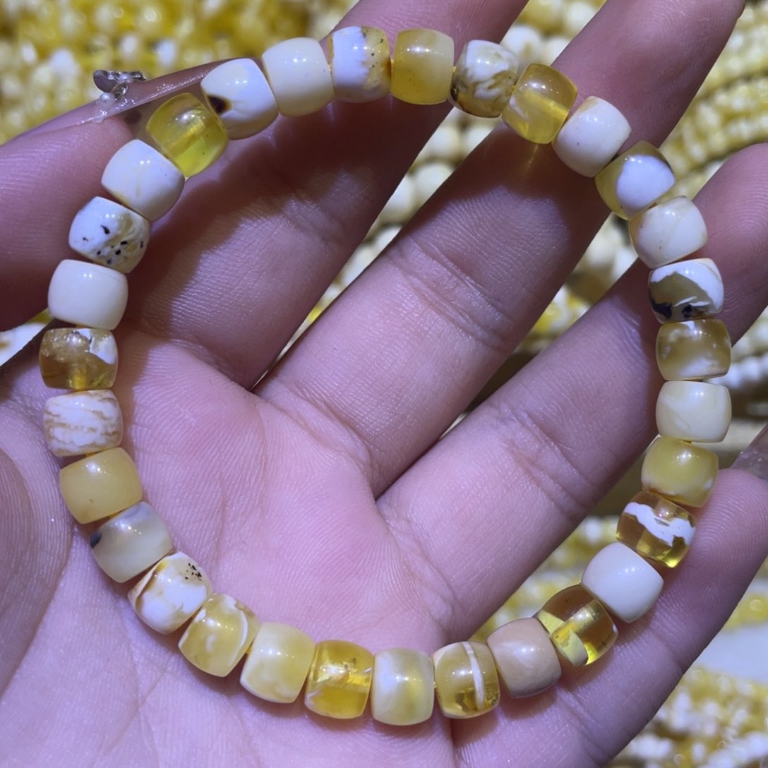 手绳琥珀未镶嵌7.3m