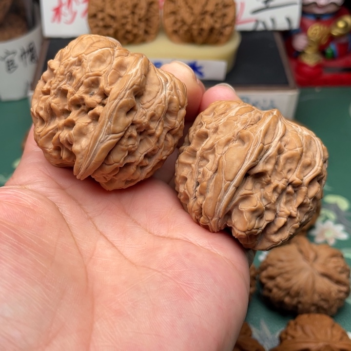 【闪购商品】文玩核桃把件44门墩
