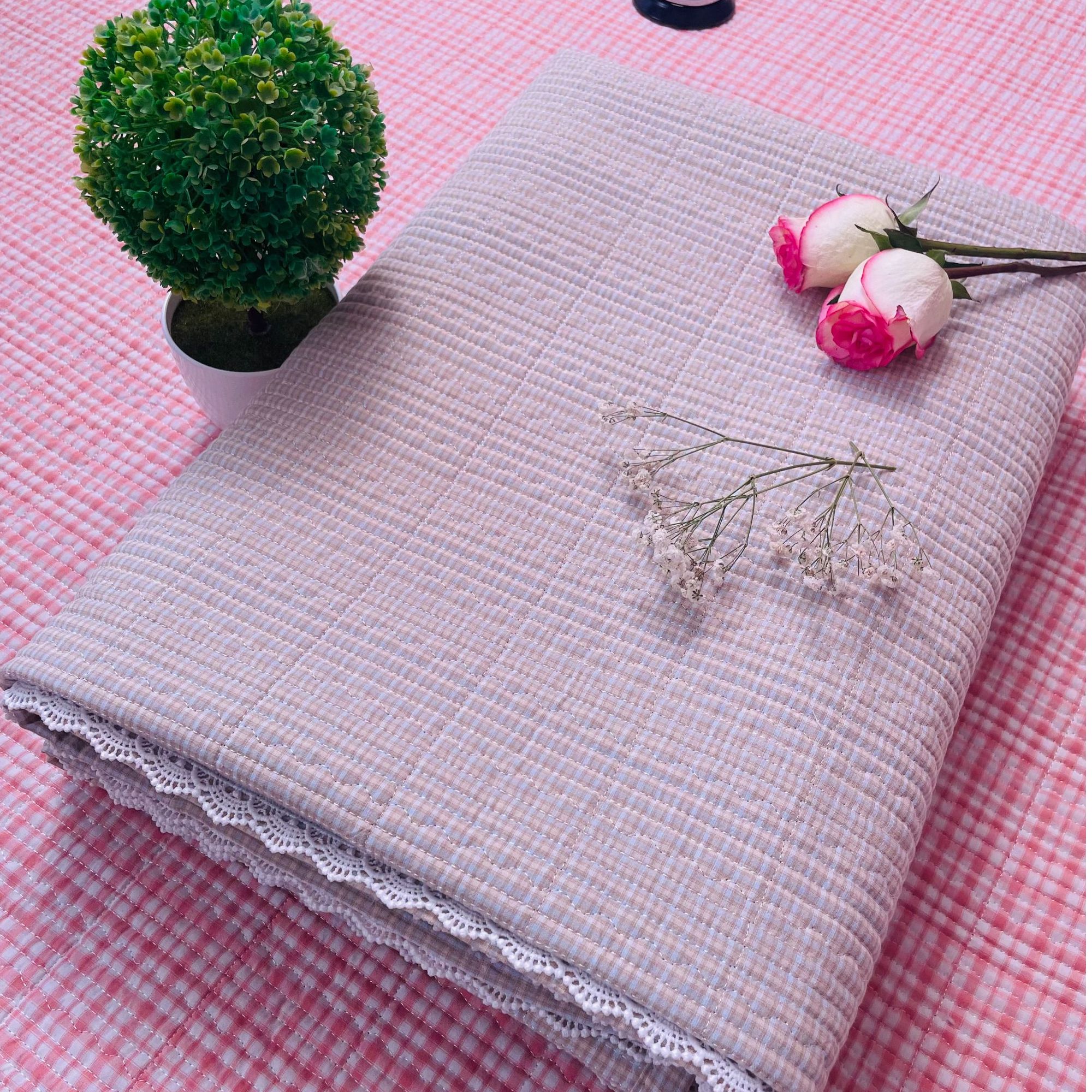 四季通用 纯棉床盖 加厚可机洗水洗 简约小清新亲肤 绗缝工艺