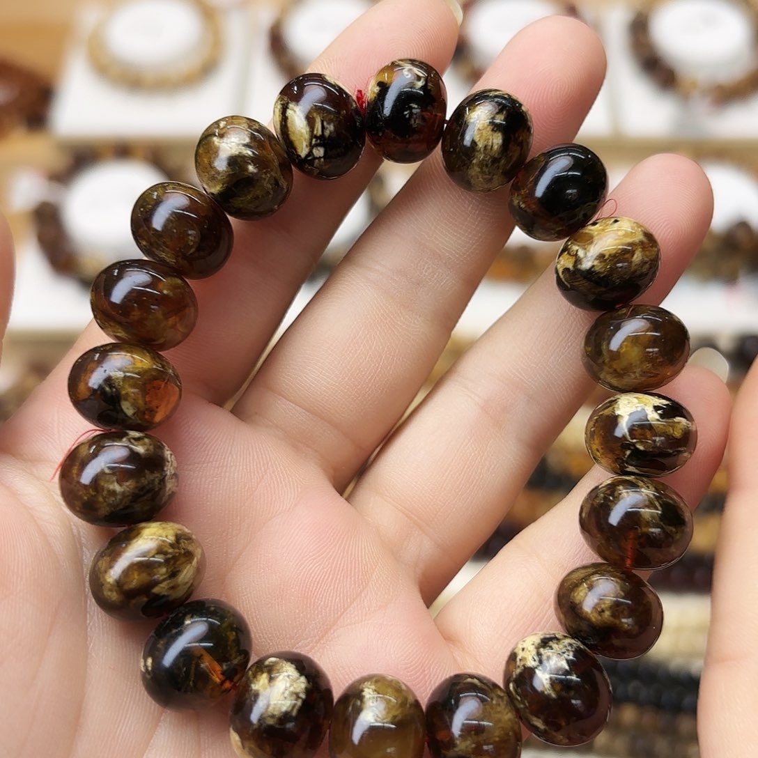 琥珀未镶嵌裸石十三