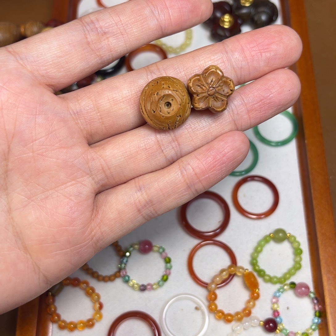 非洲檀香无事牌5555