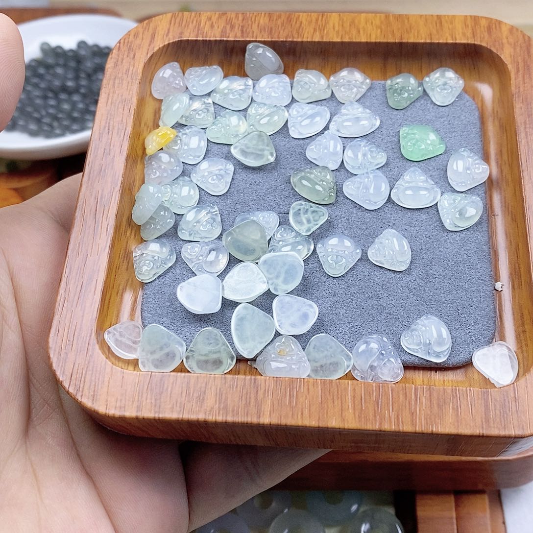 翡翠未镶嵌颈饰宝宝佛任挑