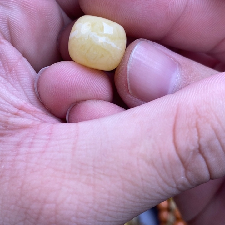 蜜蜡裸石未镶嵌阿*