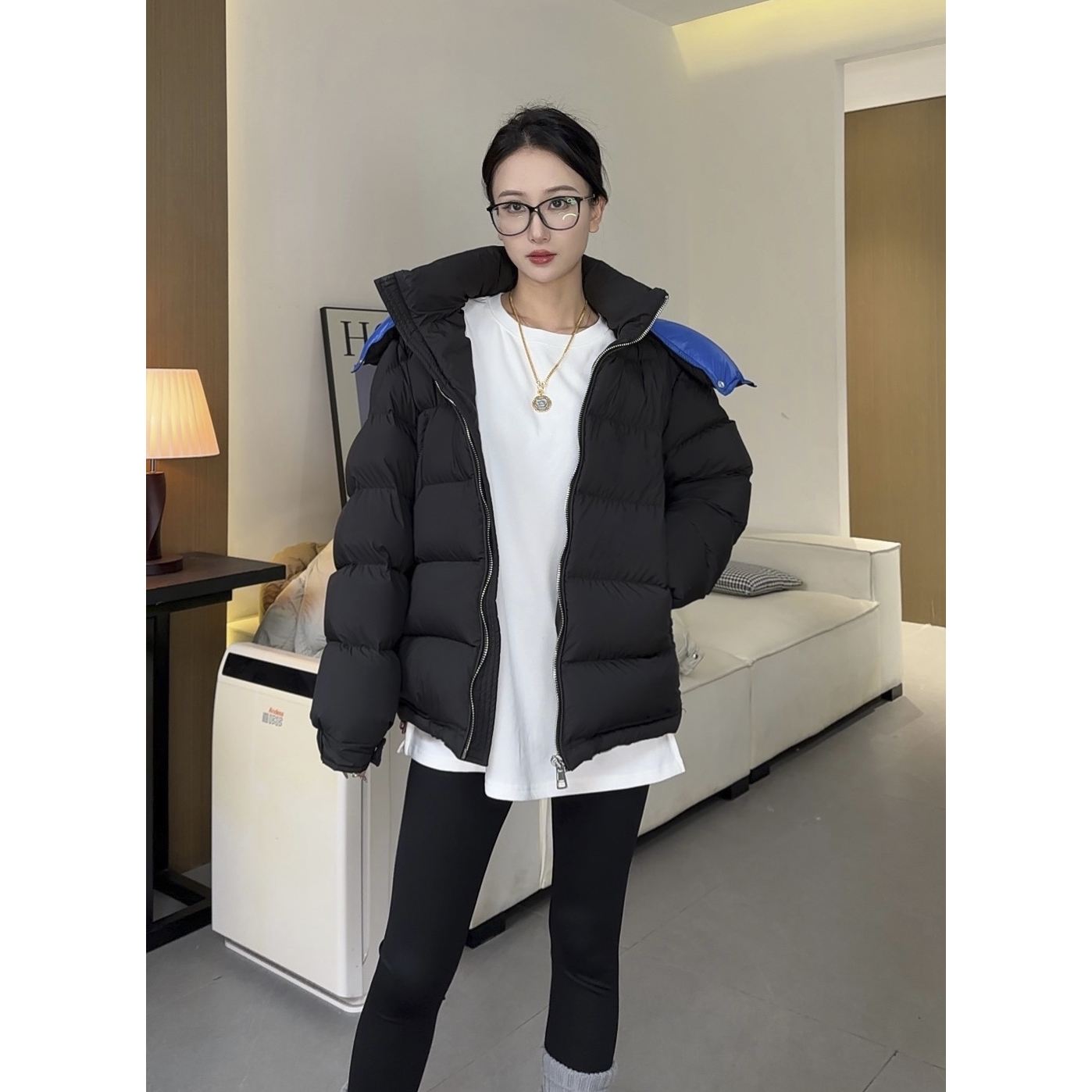 断码 M家大牌  冬季加厚90白鹅绒羽绒服女短款23S11902