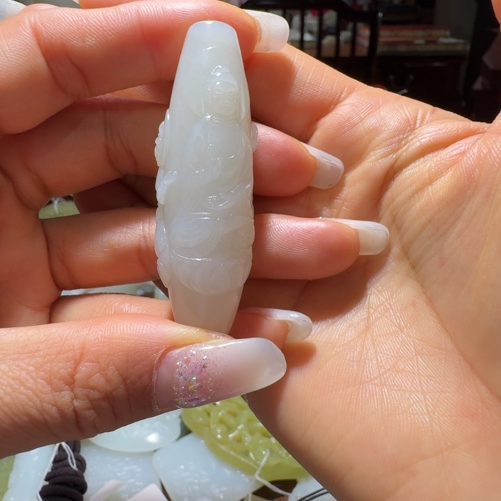 和田玉未镶嵌把件