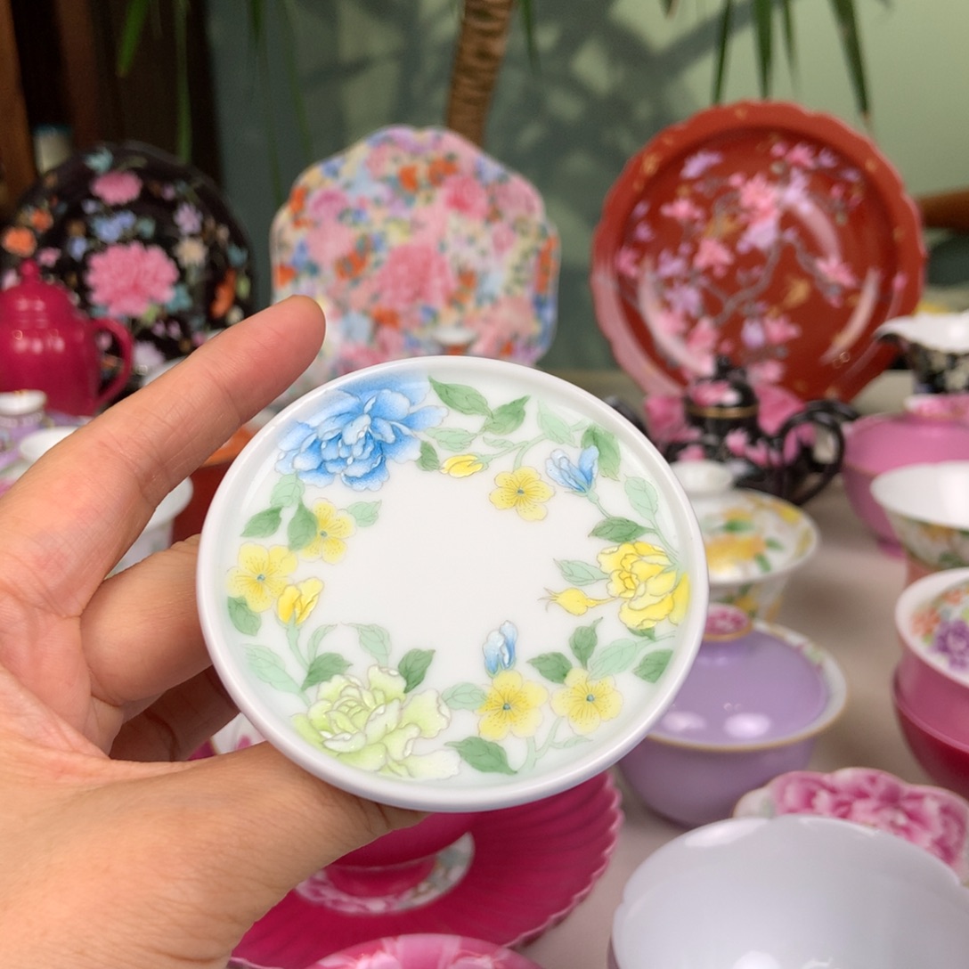 爱***水手工月季花盖置画面