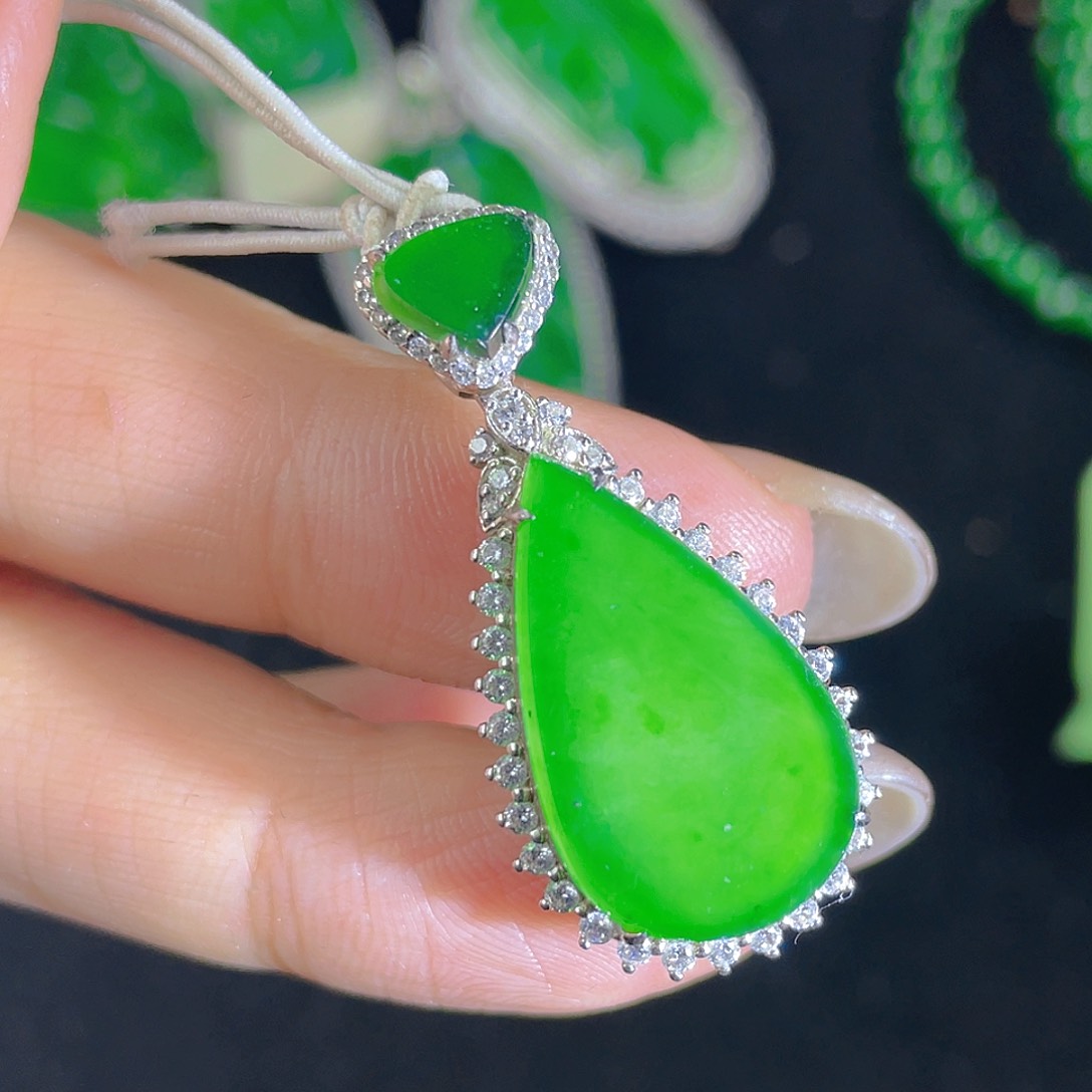 翡翠吊坠(不含链)银S925镶嵌