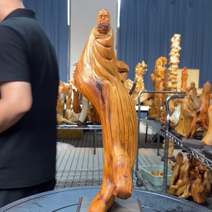 柏木（崖柏）随型摆件