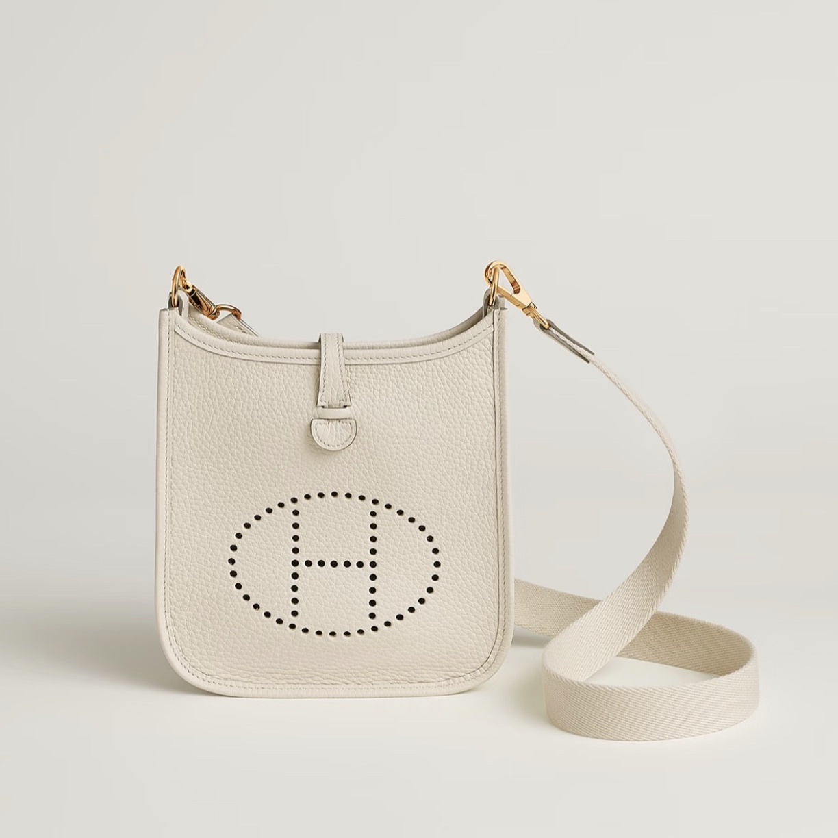 未使用 Hermes/爱马仕 奶油白配金扣mini Evelyne U刻闲置未使用