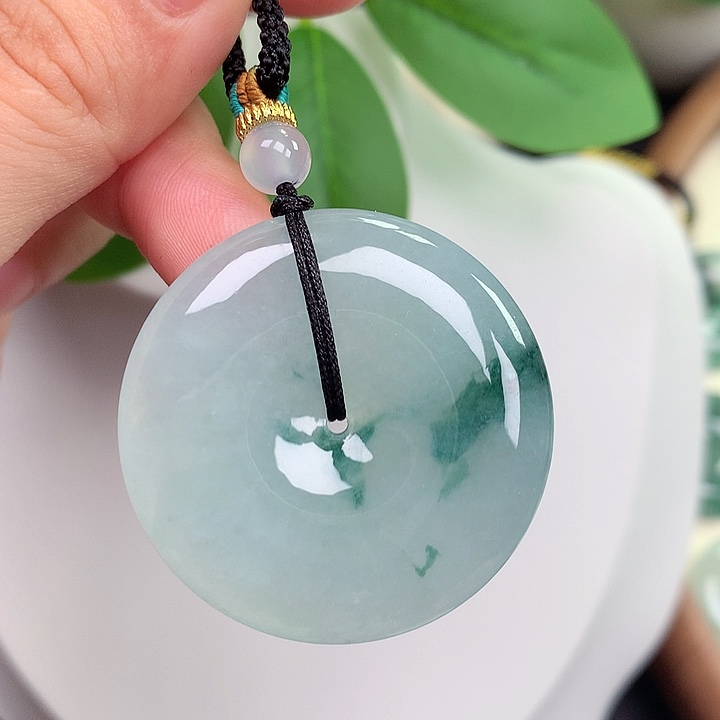 颈饰未镶嵌翡翠平安扣 37x6.3mm