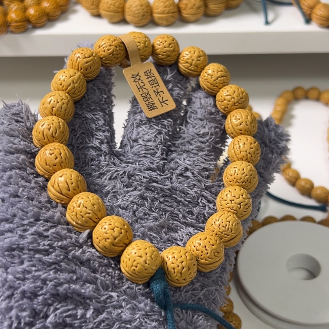 前****桃核手串野生桃核