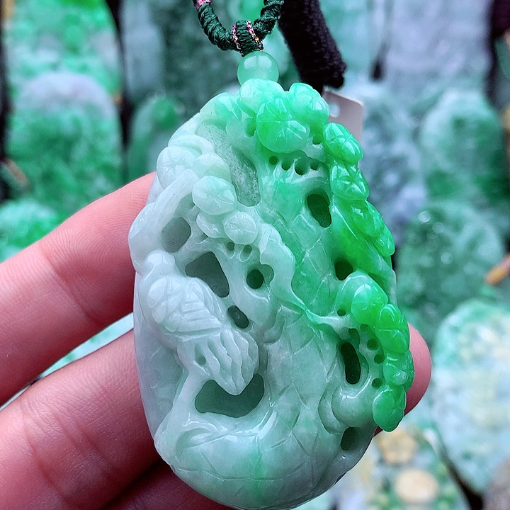 翡翠吊坠(不含链)未镶嵌