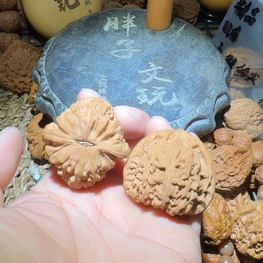 核桃39/40尺全品山地三角桩南疆石