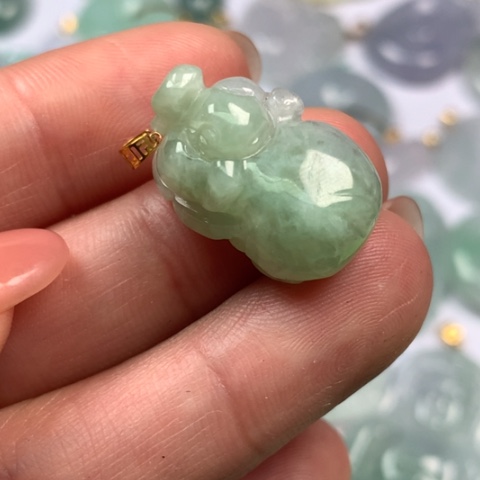 翡翠颈饰未镶嵌翡翠