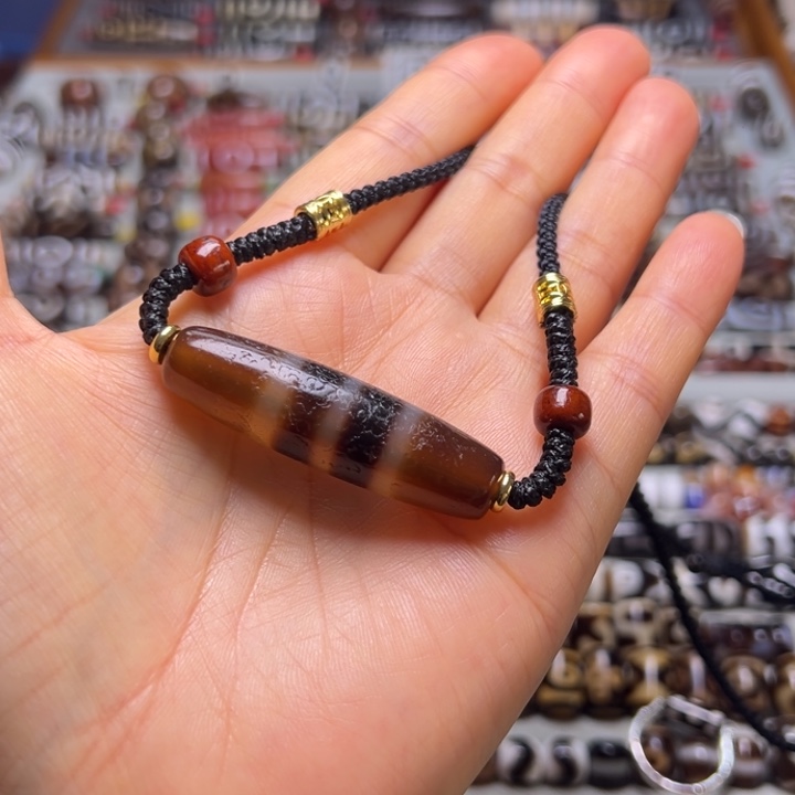 折***丝玛瑙/玉髓未镶嵌颈饰