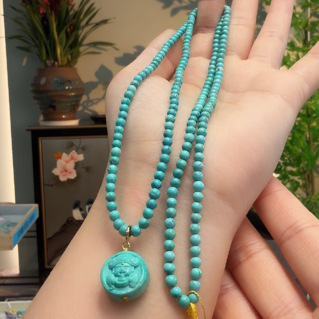 绿松石未镶嵌颈饰